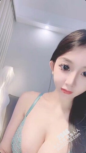 [MP4/7.5G]極品身材綠播女神奈子的雪下海袒胸露乳掰玩粉屄嫵媚挑逗／豪乳少婦尤物穿性感短裙乳交口硬雞巴各種體位抽插等 6V
