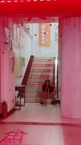 巨乳美女吃雞啪啪 跟你做愛像打架似的一會兒這樣一會兒那樣 太累了 身材豐腴 逼毛茂密 操的奶子嘩嘩