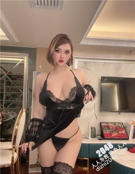 微博E奶巨乳网红 赵伊彤 付费大尺度合集 【6.1g/nv】 -魔性福利