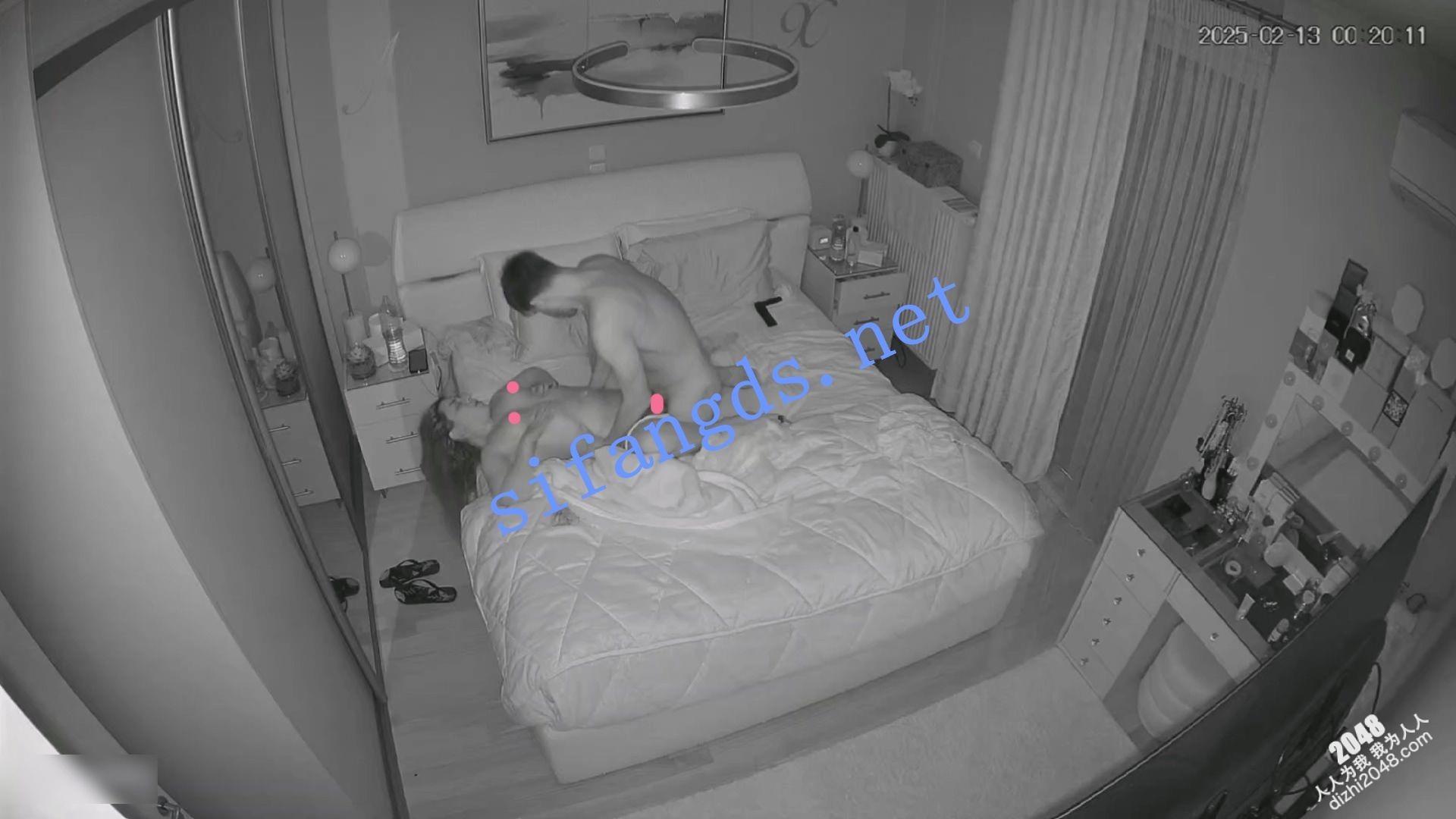 ❤️家庭夫妻偷拍❤️堪比女明星的老婆| 网络见闻- 人人为我论坛