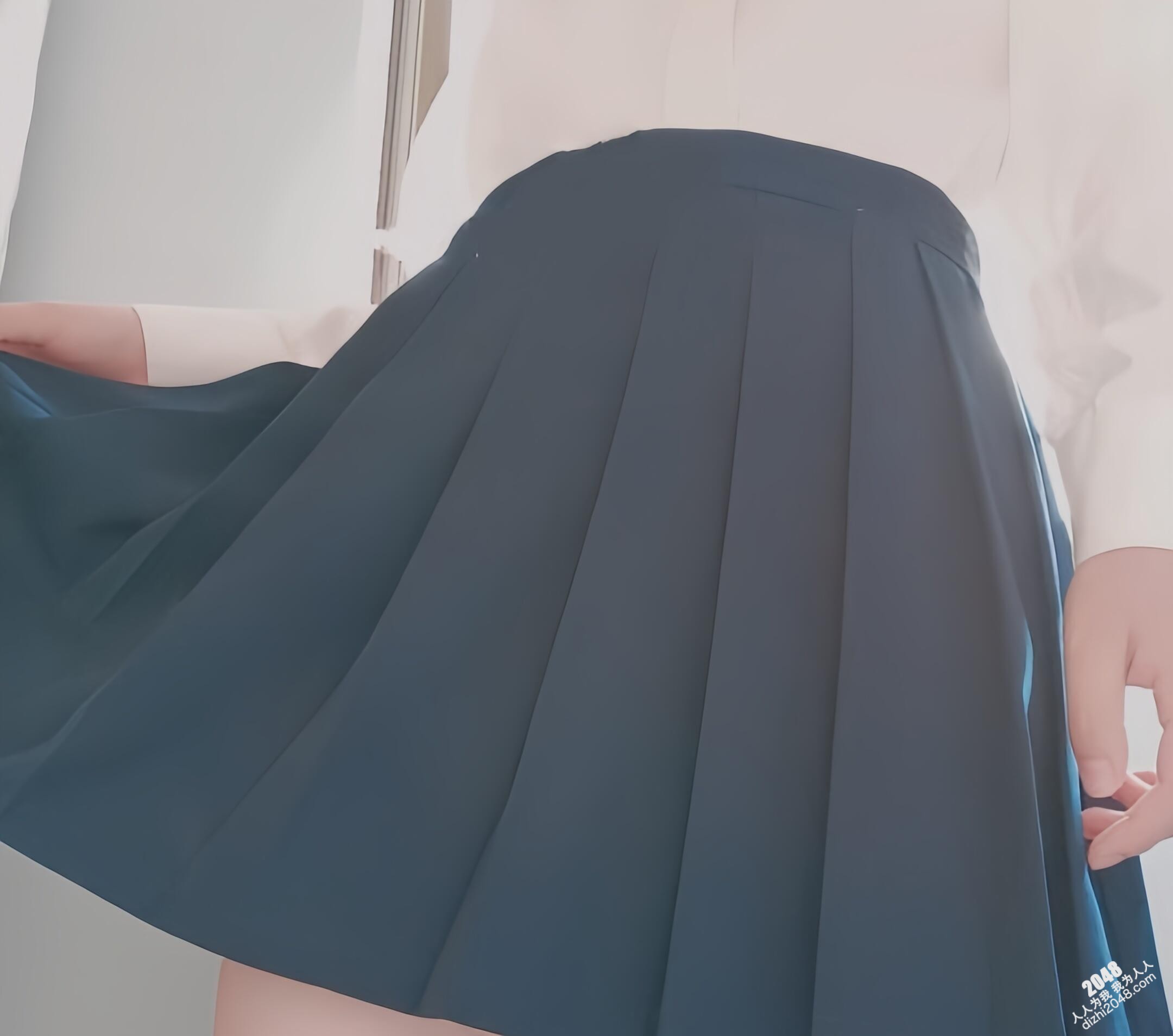 美丽的酮体，真的令人想入非非[14P]