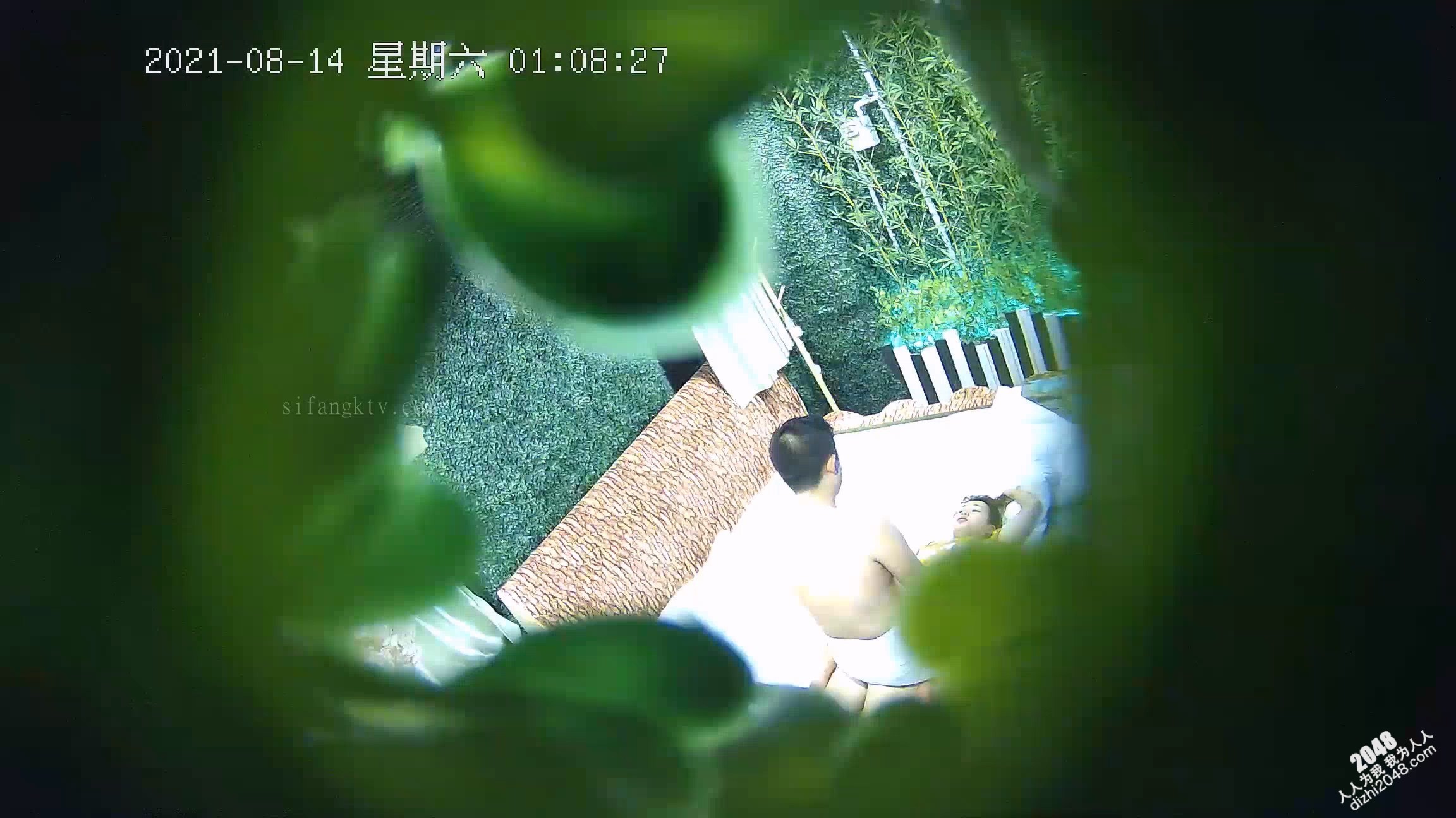 [MP4/550MB]经典酒店偷拍 面容姣好小姐姐被帅气男友猛求爱爱